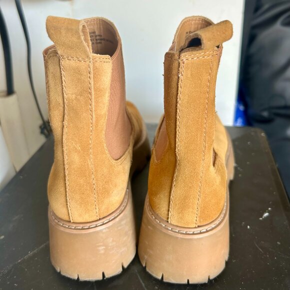 Dolce Vita Johany suede Chelsea boot size 8M - Picture 2 of 6